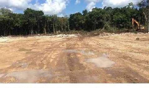 Plataforma y barda perimetral